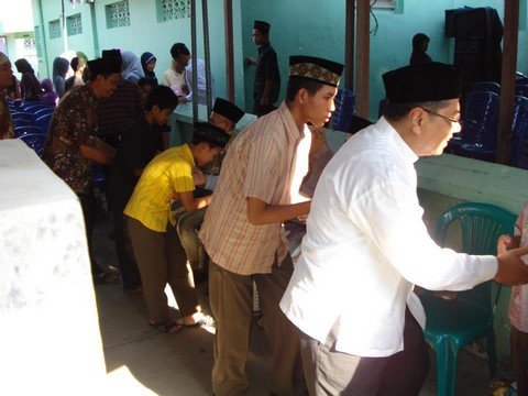 185315_490175381001426_1791347782_n