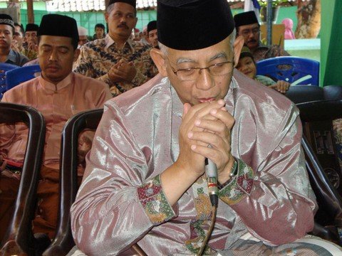 296407_490174591001505_1948115326_n