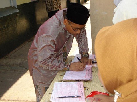 298507_490168041002160_1078090738_n