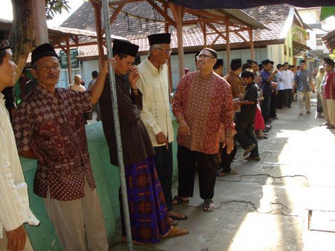 304366_490178201001144_795528433_n