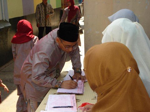 388808_490168087668822_85524634_n