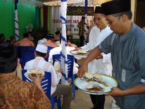 39264_490171027668528_1368472431_n