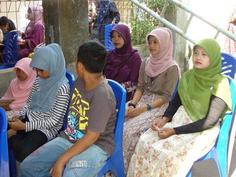 427847_490169857668645_1534697470_n