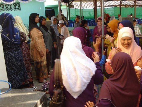 483309_490177651001199_1636747671_n