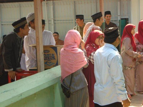 542206_490168411002123_1620648750_n