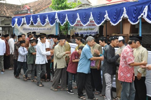 1269237_295708977238683_255513440_o