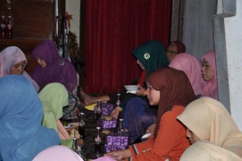 1275438_295707407238840_1409447664_o