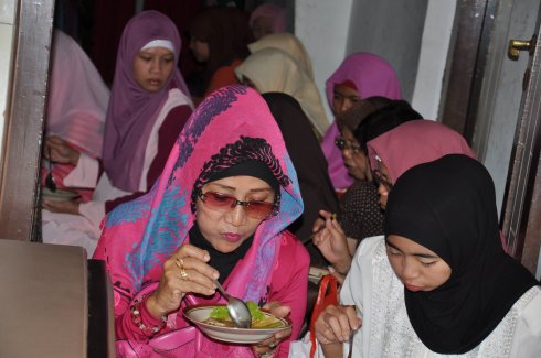 1294456_295703990572515_377597243_o